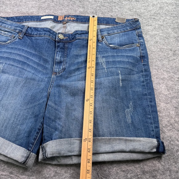 NWT Kut from the Kloth Women's 22W Katy Boyfriend Cotton Denim Shorts‎ - Picture 4 of 8